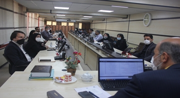نشست معرفی طرح های بنیاد ملی نخبگان در دانشگاه علوم پزشکی سمنان برگزار شد.